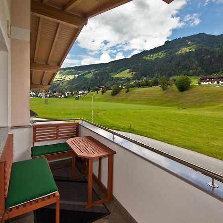 Apartment Oberbichl Ramsau im Zillertal Luaran gambar